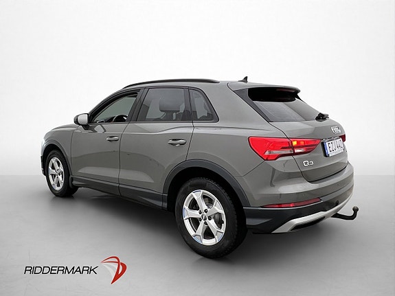 Audi Q3 4 of 5