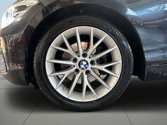 BMW 118d 14 of 19