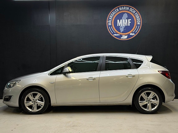 Opel Astra 4 of 5