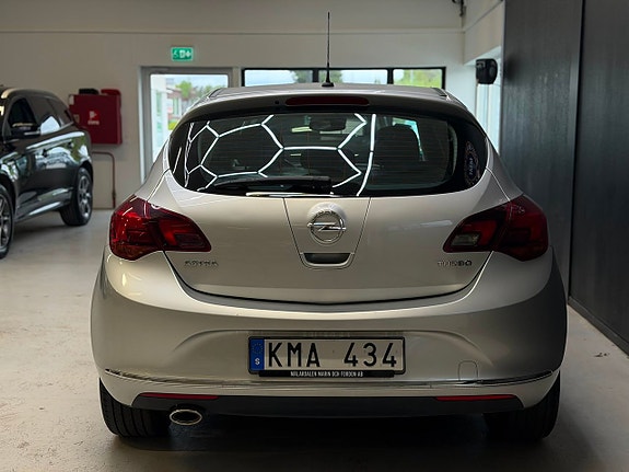 Opel Astra 21 of 22