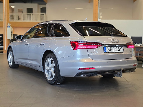 Audi A6 4 of 5