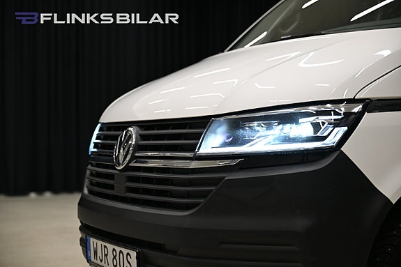 Volkswagen Transporter 14 of 28