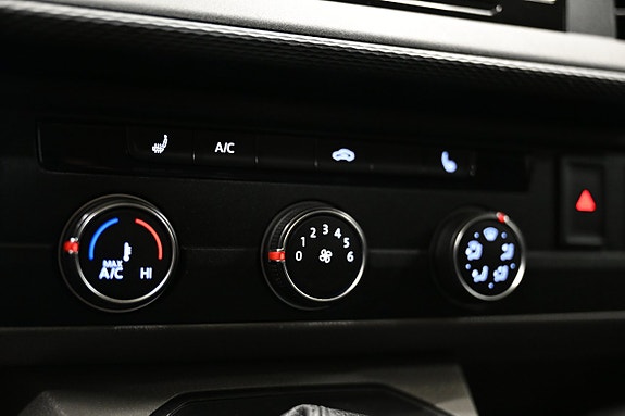 Volkswagen Transporter 21 of 28