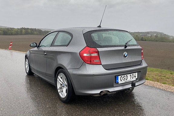 BMW 116i 3 of 5