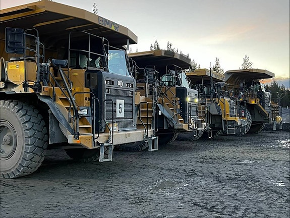 Bergtruckar Lediga Cat Komatsu