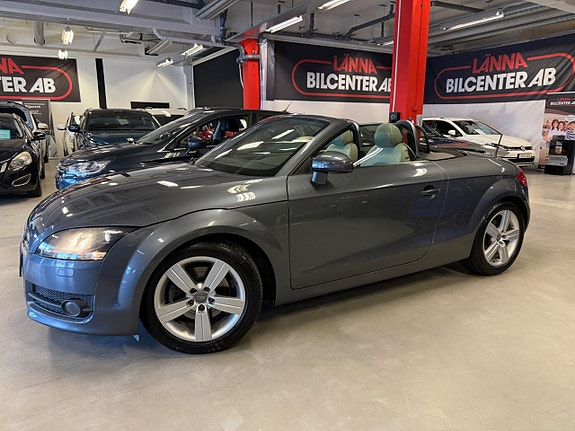 Audi TT 4 of 5