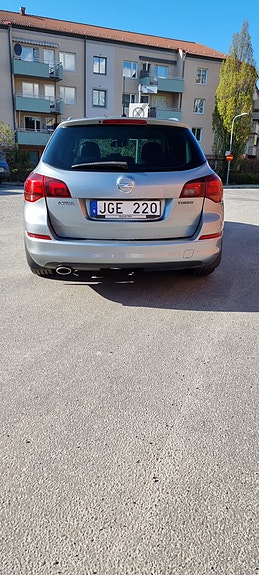 Opel Astra 4 of 5
