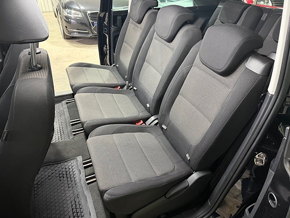 Volkswagen Sharan 13 of 15