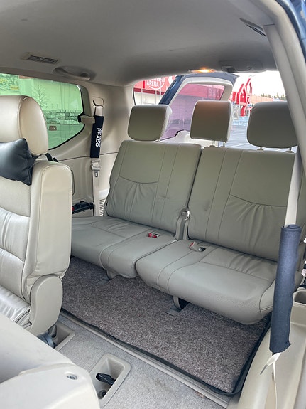 Toyota Land Cruiser 24 of 30