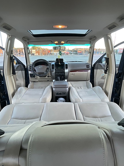 Toyota Land Cruiser 30 of 30