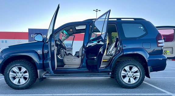 Toyota Land Cruiser 15 of 30
