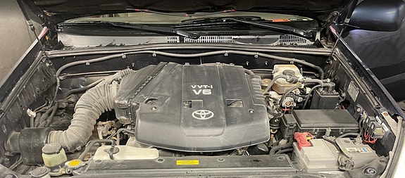 Toyota Land Cruiser 20 of 30