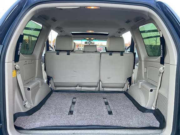 Toyota Land Cruiser 28 of 30