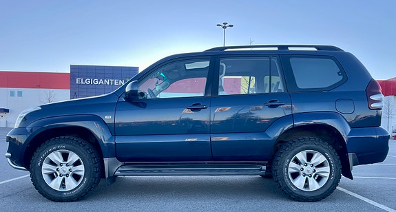 Toyota Land Cruiser 6 of 30
