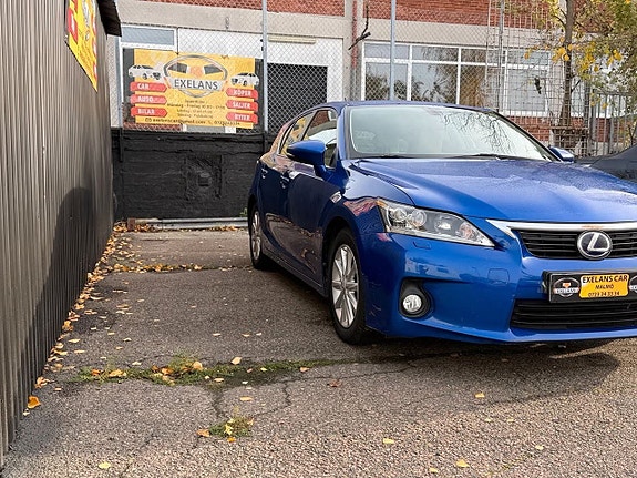 Lexus CT200h 3 of 10