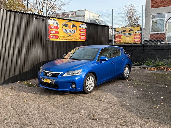 Lexus CT200h