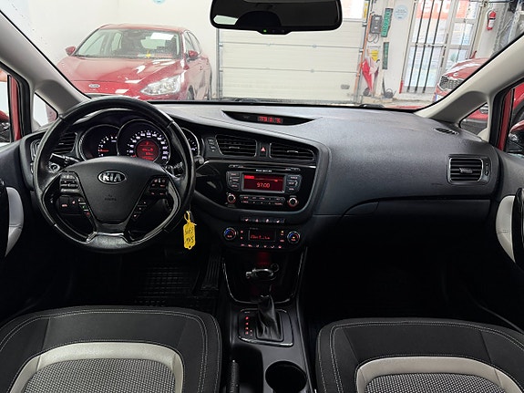 Kia Ceed 8 of 21