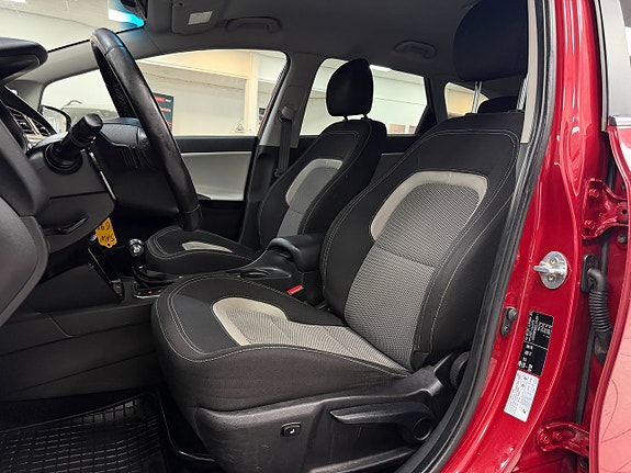 Kia Ceed 13 of 21