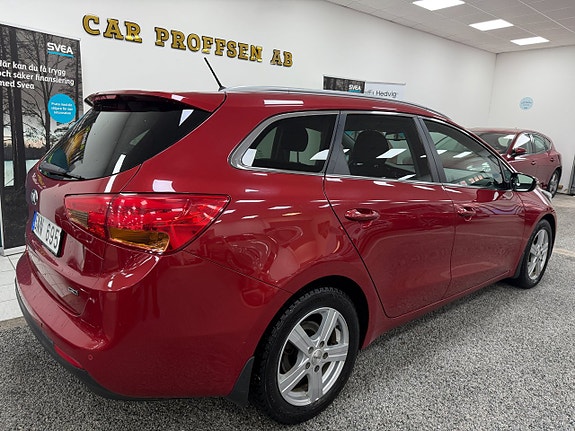 Kia Ceed 4 of 21