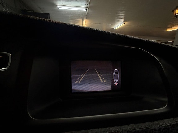 Volvo V40 17 of 24