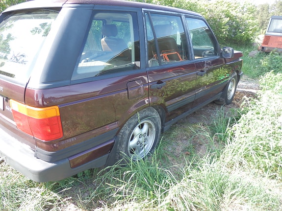 Land Rover Range Rover 2 of 5