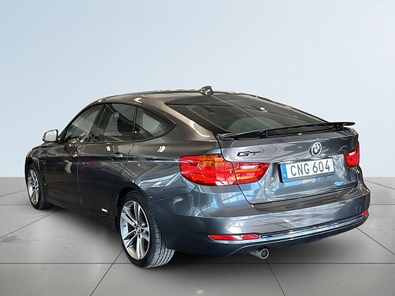 BMW 320d 5 of 19