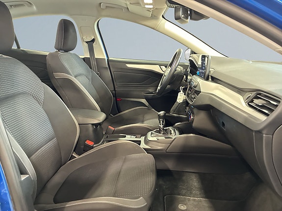 Ford Focus 9 of 19