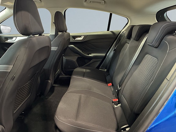 Ford Focus 11 of 19