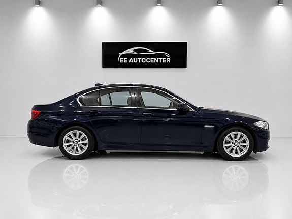 BMW 520d 4 of 5