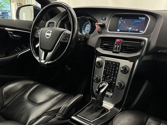 Volvo V40 Cross Country 20 of 20