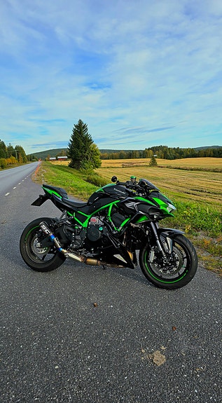 Kawasaki ZH2 4 of 4
