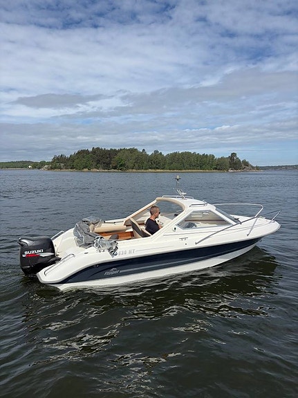 Flipper 630 HT 2009 Suzuki 140 HK - 240 timmar !