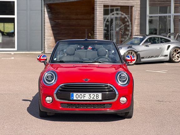 MINI Cooper 3 of 5