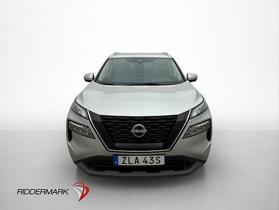 Nissan X-Trail 2 of 5
