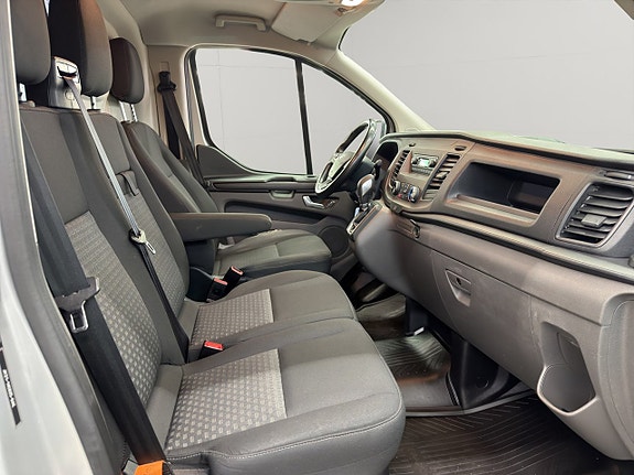 Ford Transit Custom 22 of 26