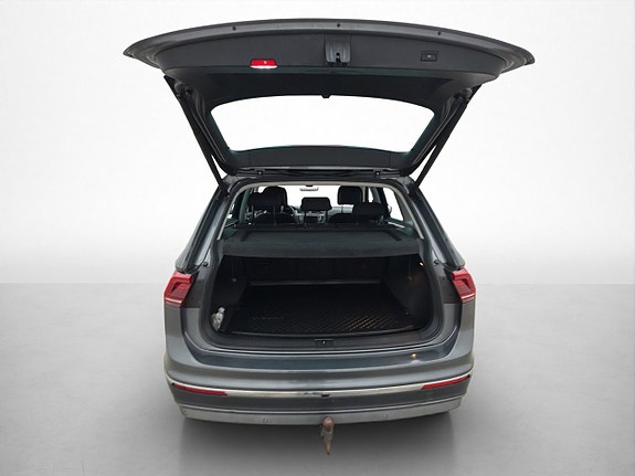 Volkswagen Tiguan 25 of 30