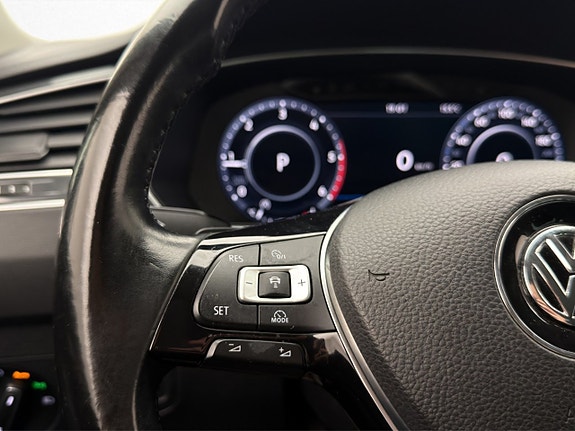 Volkswagen Tiguan 15 of 30
