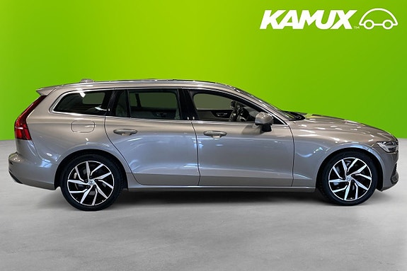 Volvo V60 2 of 5