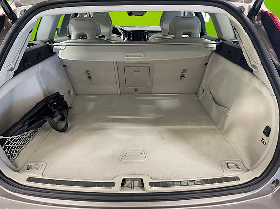 Volvo V60 16 of 23