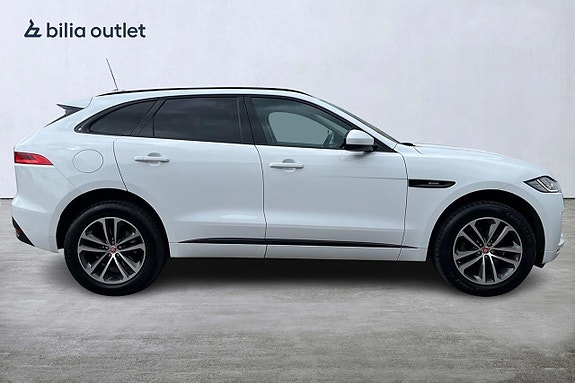 Jaguar F-PACE 7 of 25
