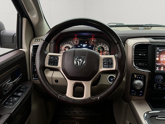 Dodge RAM 1500 18 of 30