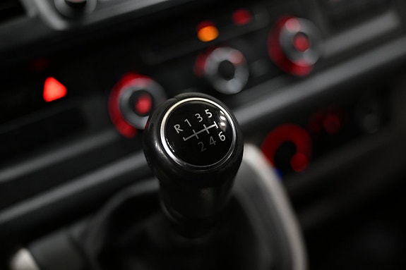Volkswagen Transporter 24 of 30