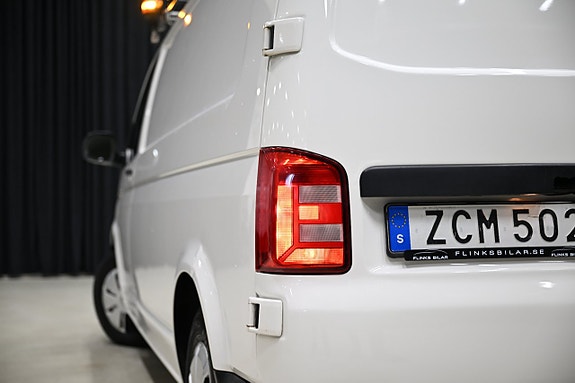 Volkswagen Transporter 18 of 30