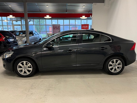 Volvo S60 5 of 5