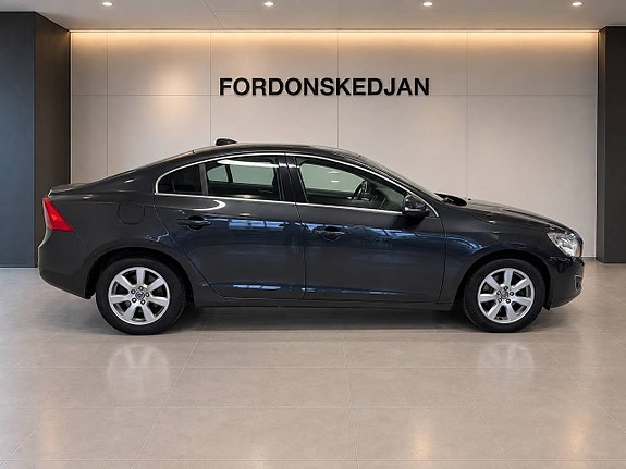 Volvo S60 4 of 18