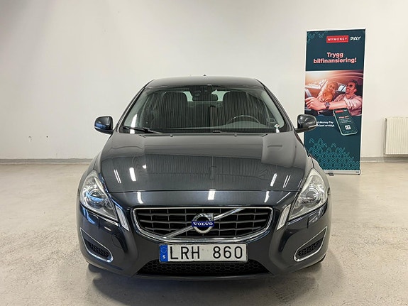 Volvo S60 3 of 5