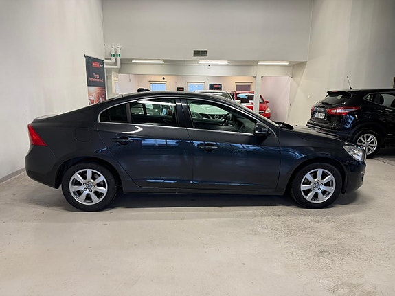 Volvo S60 7 of 21