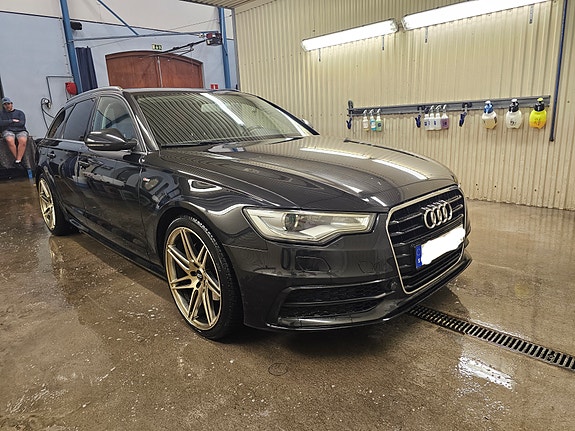 Audi A6 2 of 5