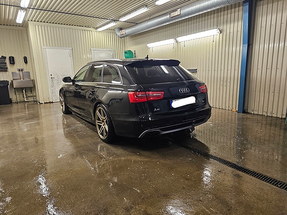 Audi A6 4 of 5