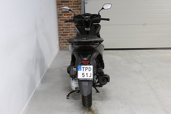 Honda SH 150 A 5 of 9